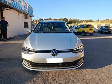 Volkswagen Golf 1.0 eTSI EVO DSG Life