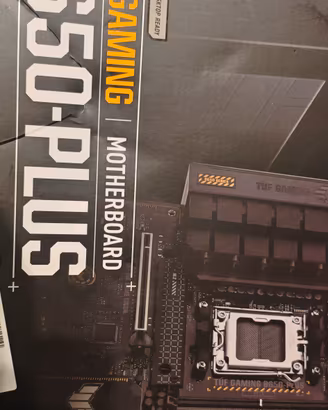 Scheda madre ASUS TUF B650 plus