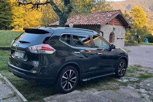nissan  x trail  4×4