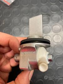 Rubinetto benzina Vespa