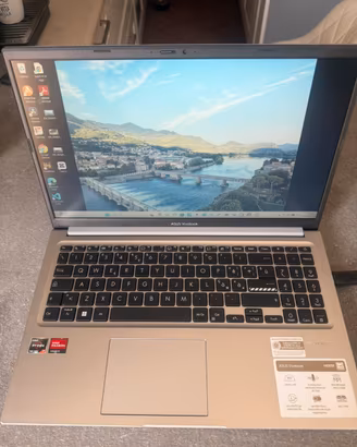 Notebook asus come nuovo ry 7 7730u ssd 512 16GB