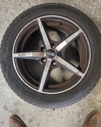 Cerchi OZ  da 16 pollici  con gomme invernali