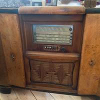 Mobile bar radio