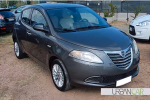 Lancia Ypsilon 1.3 Mjt Cv 95 5p Platinum - GARANZI