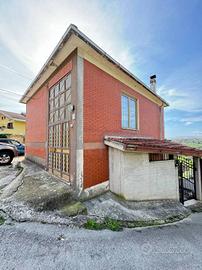 Villa di 100 m² con 3 locali a Boville Ernica