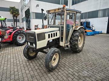 Trattore agricolo Lamborghini 550