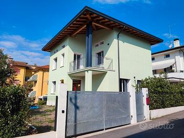 Villa singola vicino al centro