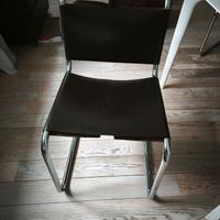 sedie Knoll modello Spoleto