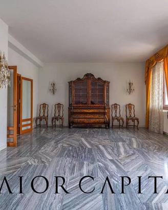 Tempio | Ampio appartamento nel centro storico div