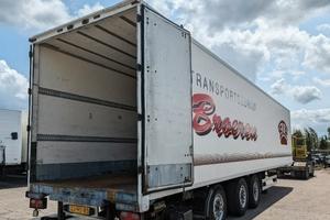 Semirimorchio Furgonato Vanhool Tridec con sponda