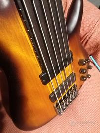 basso elettrico 6 corde fretless 