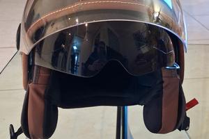 Coppia Caschi Jet Nero Opaco e Finta Pelle.