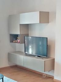 Parete soggiorno porta tv