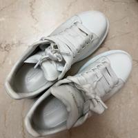 Alexander McQueen Oversized Sneaker