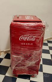 Ghiacciaia coca cola