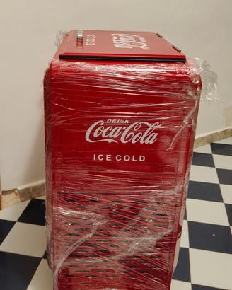 Ghiacciaia coca cola