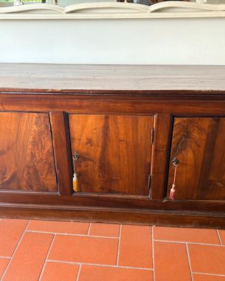 Credenza arte povera