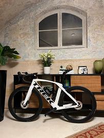 TREK MADONE SL6 GARMIN EDGE GARMIN TACX