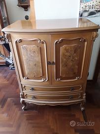 mobile tv e stereo con due cassetti