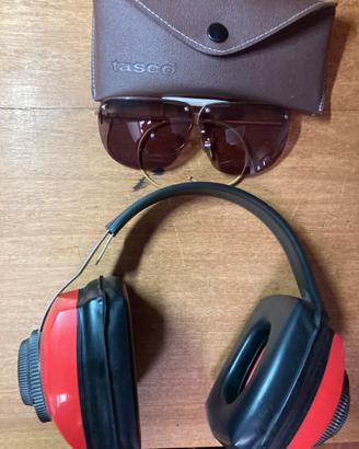 Cuffie e occhiali per tiro