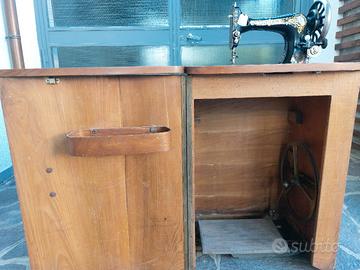 macchina da cucire Singer anno 1913