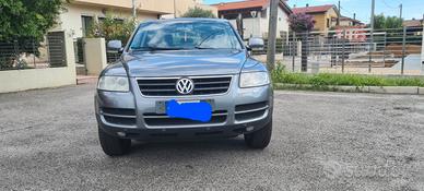 VOLKSWAGEN Touareg - 2004