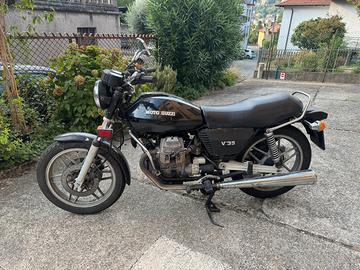 Moto Guzzi V35 II perfettamente marciante