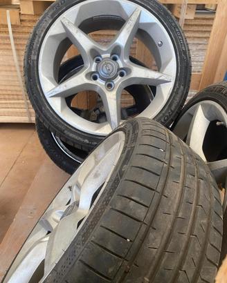 Cerchi in lega e pneumatici Opel