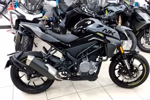 Cf Moto 300NK NUOVA - PRONTA CONSEGNA