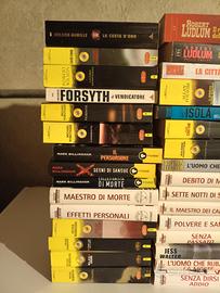 Blocco 70 libri romanzi thriller 