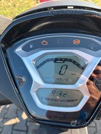 Kymco people 125i