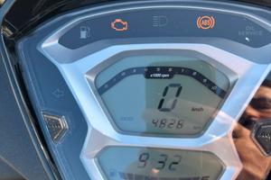 Kymco people 125i