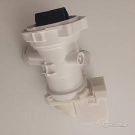 Pompa di scarico lavatrice indesit