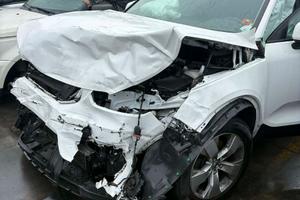 Volvo XC40 del 2019 per pezzi di ricambio