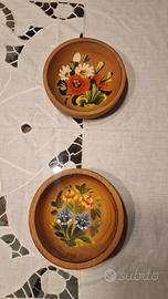 Ciotole in legno dipinte