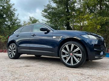 Jaguar F-Pace 2017