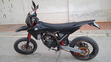 fantic 50 motard  modello casa