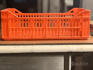 Cassette arancioni per usi alimentari