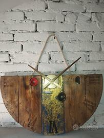 orologi in legno mezzaluna