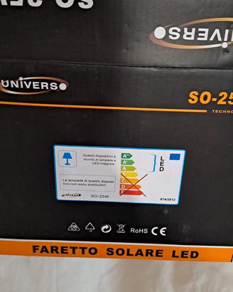 pannello solare piu faretto led Universo 25w