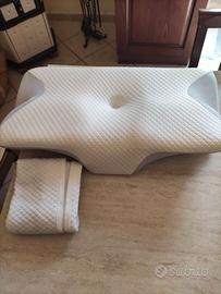 Cuscino cervicale ergonomico