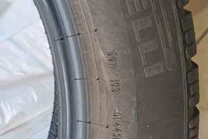 Pirelli 245.50.19 invernali 