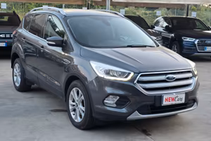 Ford Kuga 1.5 TDCI 120 CV S&S 2WD Powershift Editi