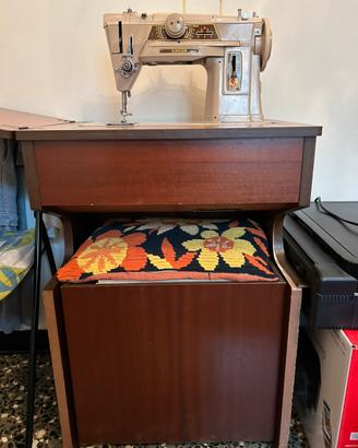 Singer 401M