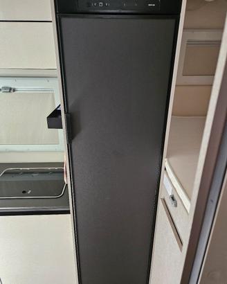 Frigorifero trivalente Thetford N4142E+