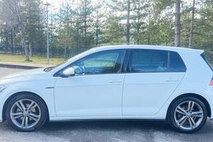 Volkswagen Golf 2.0 TDI DSG 5p. Executive BlueMoti