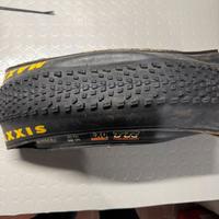 Maxxis rekon race