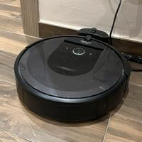 Roomba i7 robot aspirapolvere