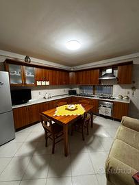 Cucina in legno massello