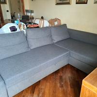 divano con she's long contenitore 